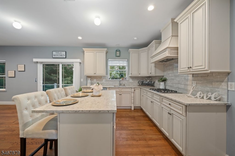 628 New Dover Road Woodbridge NJ 07067