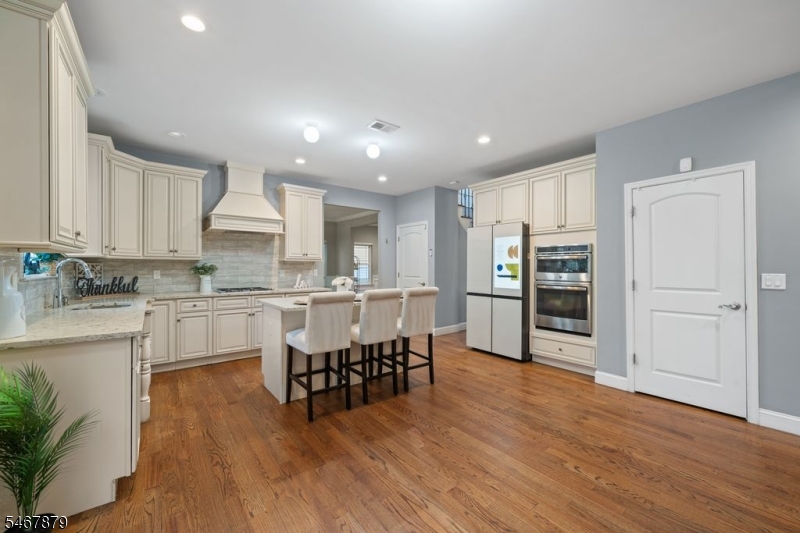 628 New Dover Road Woodbridge NJ 07067
