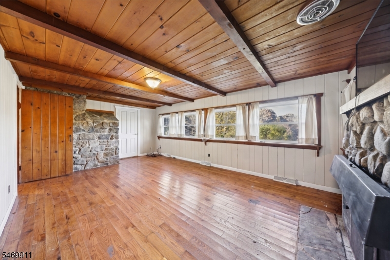115 Silver Fox Trail Hardyston NJ 07460