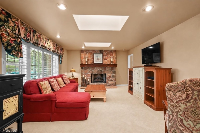 28 Underwood Road Montville NJ 07045