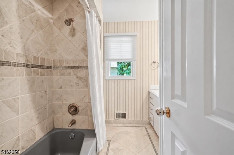28 Underwood Road Montville NJ 07045