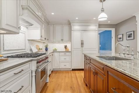 49 Hilltop Road Millburn NJ 07078