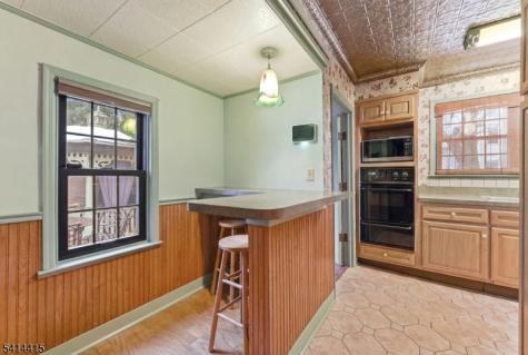608 Meadow Street Roselle NJ 07203