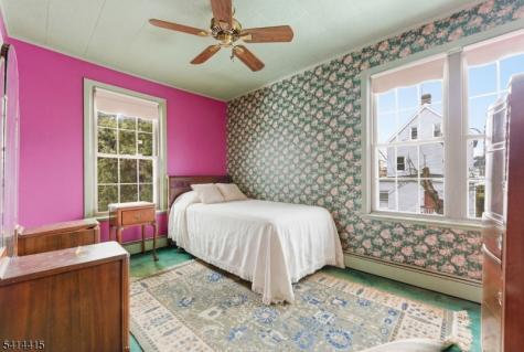 608 Meadow Street Roselle NJ 07203