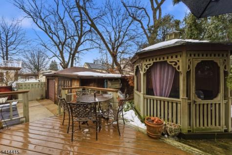 608 Meadow Street Roselle NJ 07203