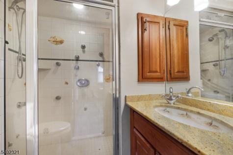 79 Fairfield Avenue West Caldwell NJ 07006