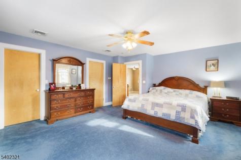 79 Fairfield Avenue West Caldwell NJ 07006