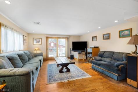 79 Fairfield Avenue West Caldwell NJ 07006