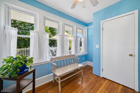 16 Fairchild Avenue Morris NJ 07950