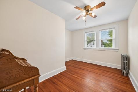 16 Fairchild Avenue Morris NJ 07950