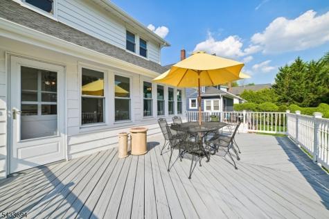 16 Fairchild Avenue Morris NJ 07950