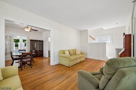 16 Fairchild Avenue Morris NJ 07950
