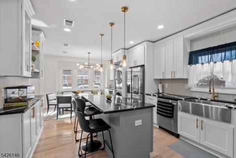 266 Elm Avenue Teaneck NJ 07666