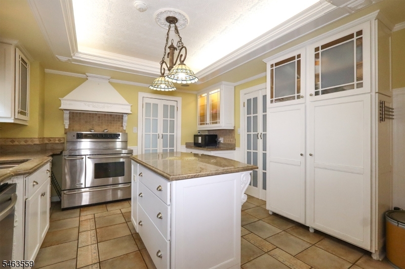1 Luxemburg Avenue Wharton NJ 07885