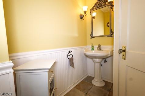 1 Luxemburg Avenue Wharton NJ 07885