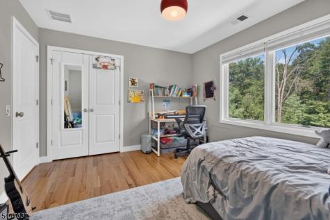 49 Haggerty Drive West Orange NJ 07052