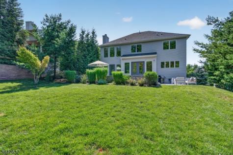 49 Haggerty Drive West Orange NJ 07052