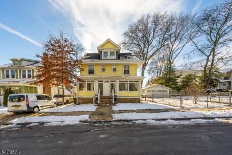 33 Grant Avenue East Orange NJ 07017