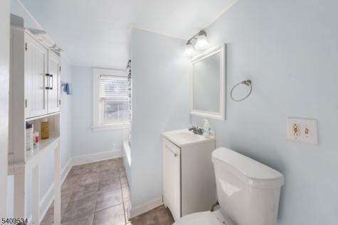 33 Grant Avenue East Orange NJ 07017