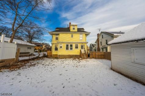 33 Grant Avenue East Orange NJ 07017