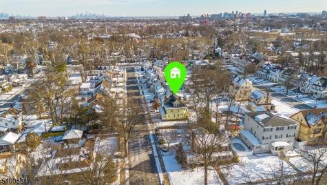 33 Grant Avenue East Orange NJ 07017