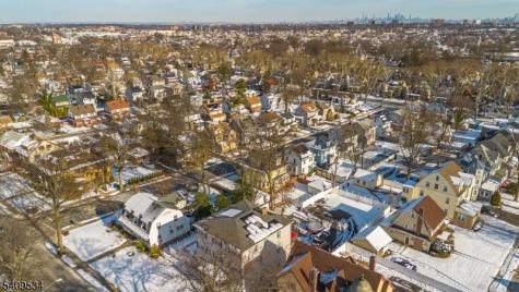 33 Grant Avenue East Orange NJ 07017