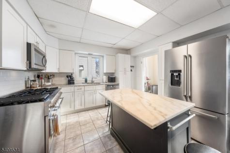 33 Grant Avenue East Orange NJ 07017