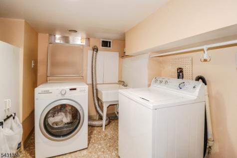 94 Hayes Avenue Clark NJ 07066