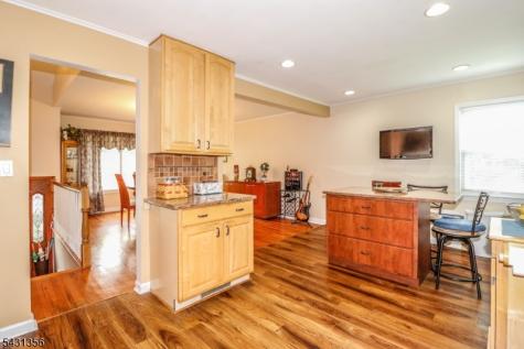 94 Hayes Avenue Clark NJ 07066