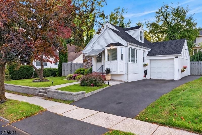 214 Floral Street Roselle NJ 07203