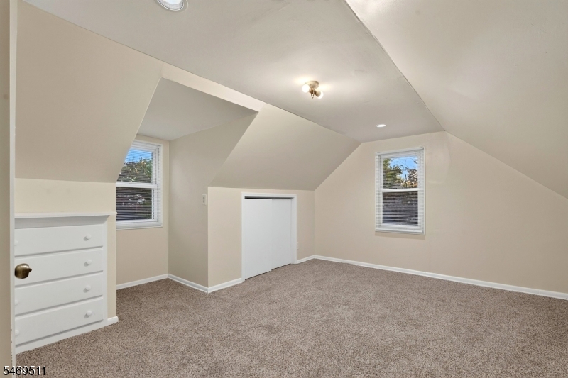214 Floral Street Roselle NJ 07203