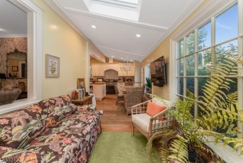 11 New Street Mendham NJ 07945