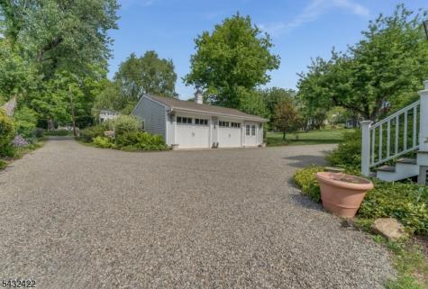 11 New Street Mendham NJ 07945