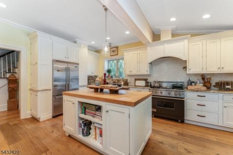 11 New Street Mendham NJ 07945
