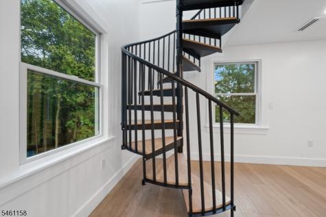 517 Park Street Montclair NJ 07043