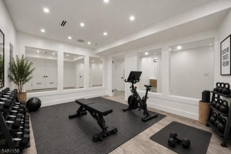 517 Park Street Montclair NJ 07043
