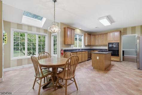 6 Janet Drive Washington NJ 07853