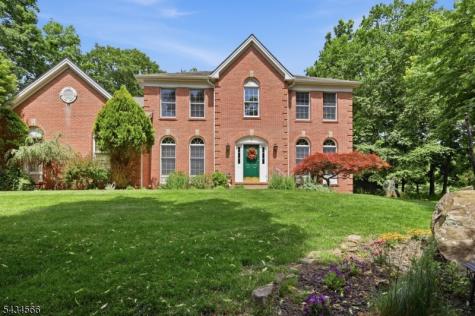 6 Janet Drive Washington NJ 07853