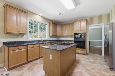 6 Janet Drive Washington NJ 07853
