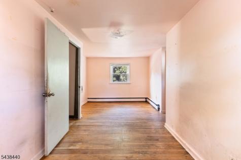 102 Hobson Street Bloomfield NJ 07003