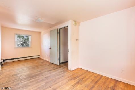 102 Hobson Street Bloomfield NJ 07003
