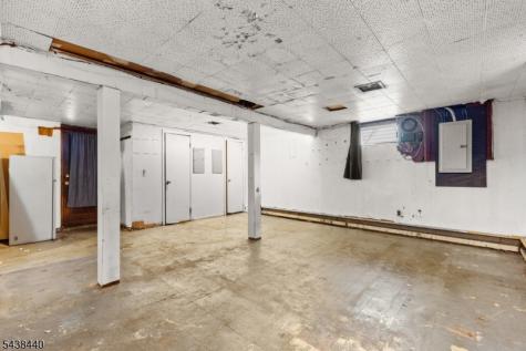 102 Hobson Street Bloomfield NJ 07003