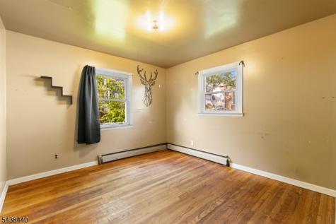 102 Hobson Street Bloomfield NJ 07003