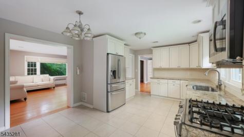 40 Old Army Road Bernardsville NJ 07924