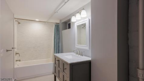 40 Old Army Road Bernardsville NJ 07924