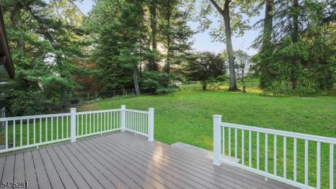 40 Old Army Road Bernardsville NJ 07924