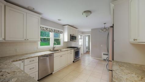 40 Old Army Road Bernardsville NJ 07924