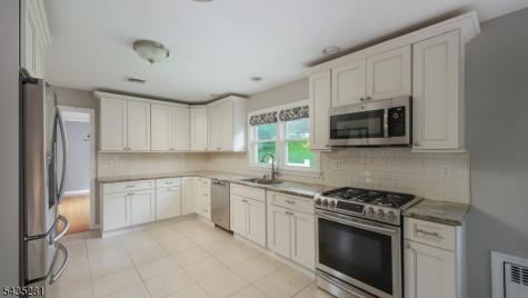 40 Old Army Road Bernardsville NJ 07924