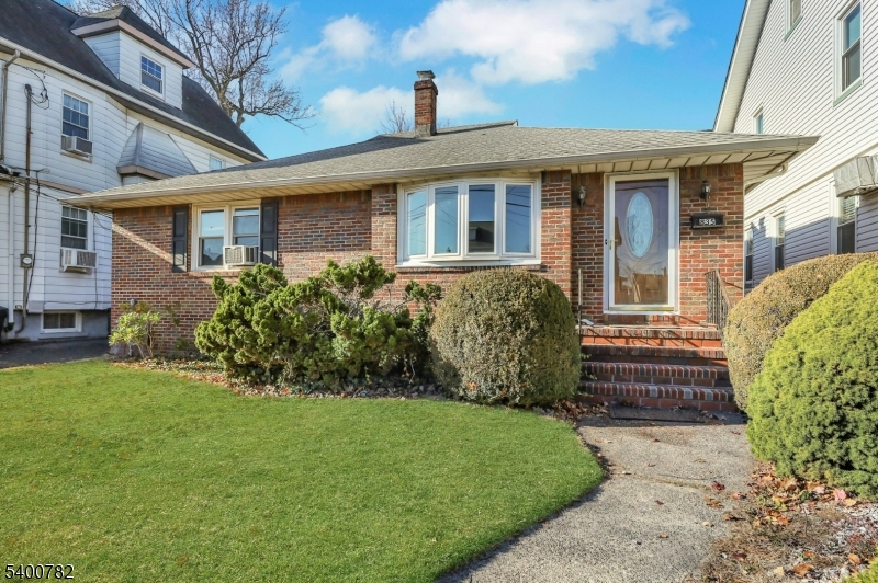 835 Chestnut Street Kearny NJ 07032