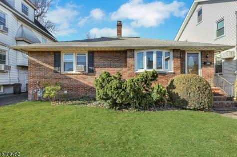835 Chestnut Street Kearny NJ 07032